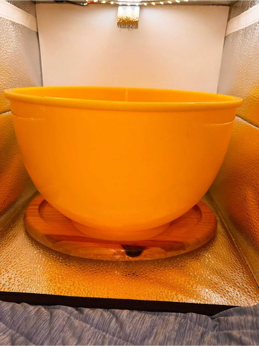 DANSK SERVING/MIXING BOWL YELLOW MELAMINE 1970s DESIGNED BY GUNNAR CYREN